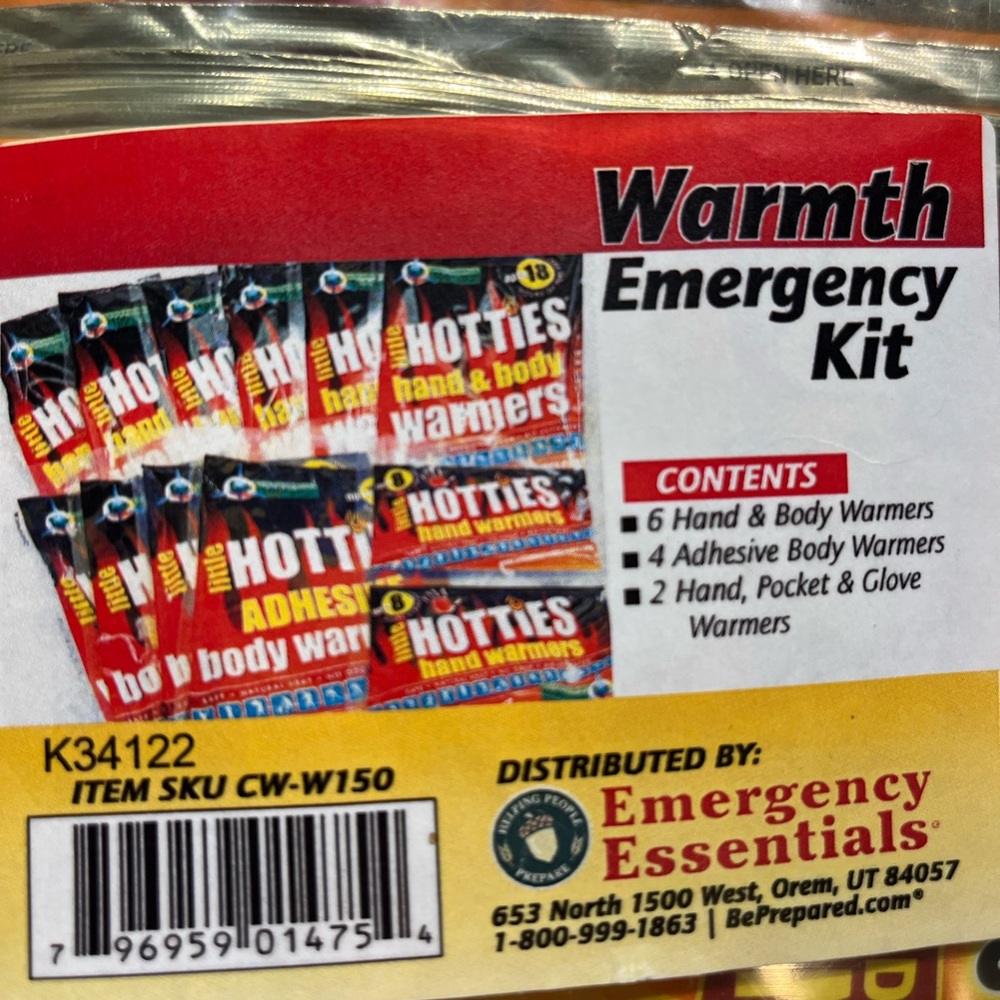 HotHands Warmth Emergency Kit
